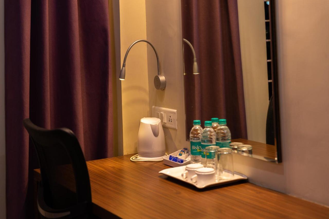 La Vue Resort Kāziranga エクステリア 写真