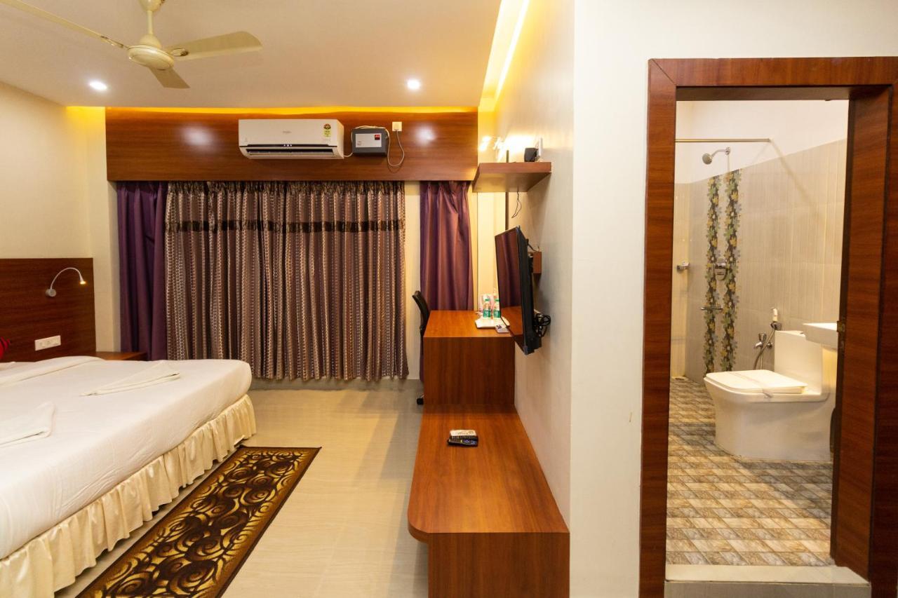 La Vue Resort Kāziranga エクステリア 写真
