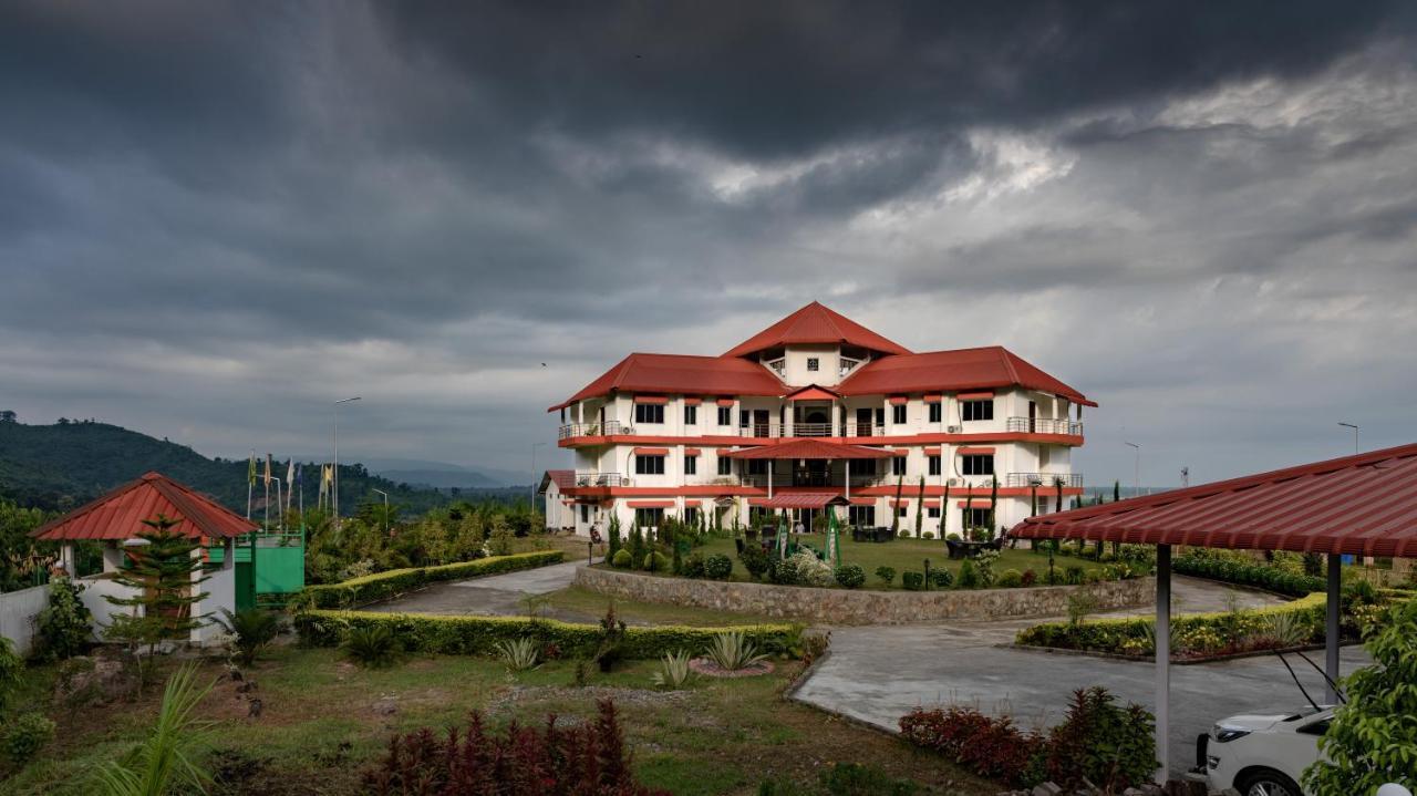 La Vue Resort Kāziranga エクステリア 写真